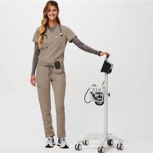 Figs NWT High Waisted Yola Latte Scrub Pants, Size Tall XL (XL/T)